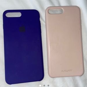 2 iPhone 8+ phone cases